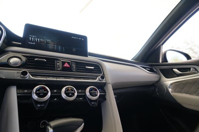 2023 Genesis G70 3.3T
