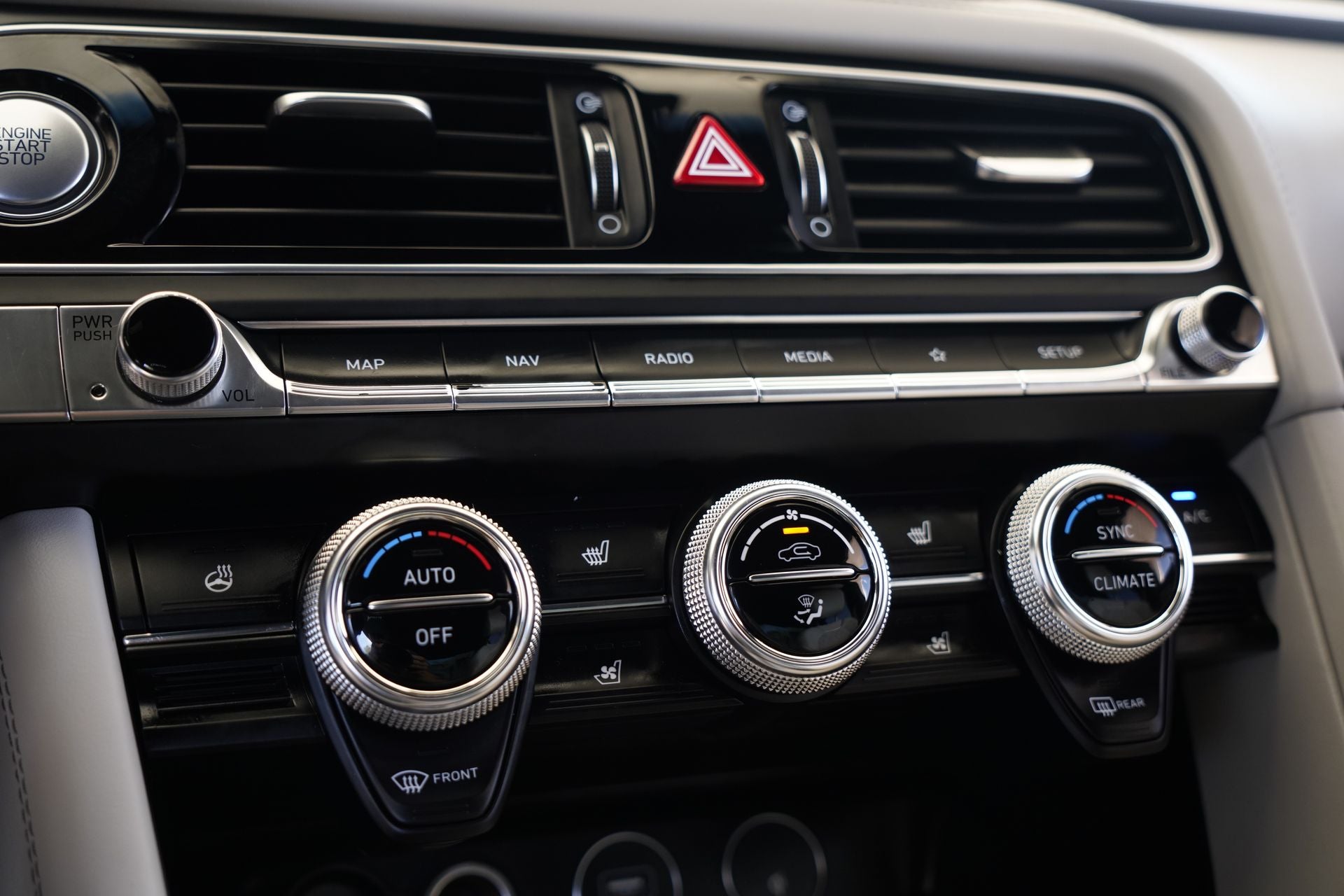 2023 Genesis G70 3.3T