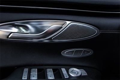 2022 Genesis GV70 2.5T