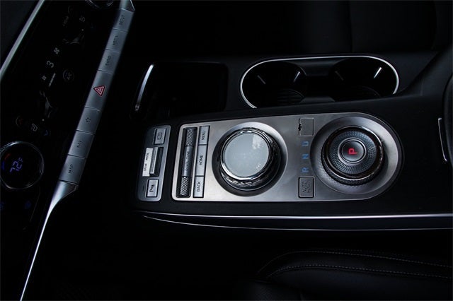 2022 Genesis GV70 2.5T