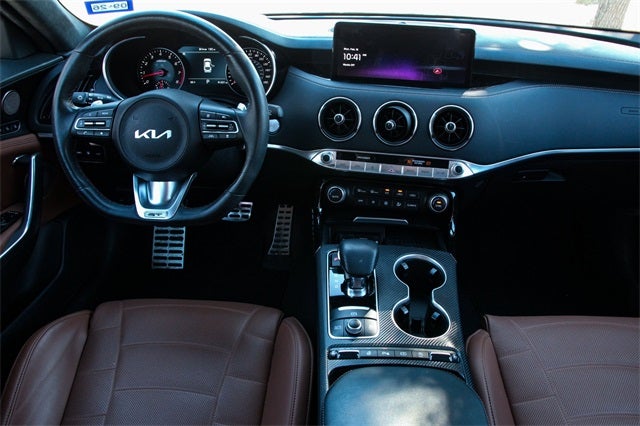 2023 Kia Stinger GT2