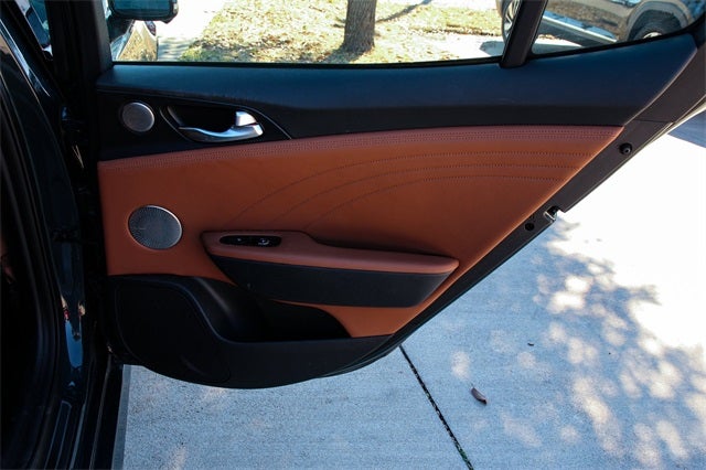 2023 Kia Stinger GT2