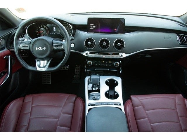 2023 Kia Stinger GT2