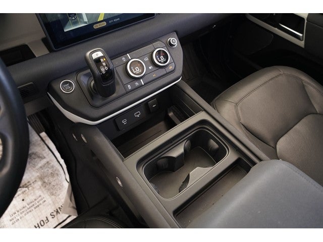 2023 Land Rover Defender 110 SE