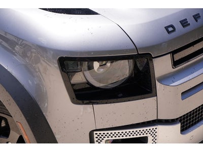 2023 Land Rover Defender 110 SE