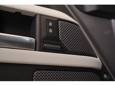 2023 Land Rover Defender 110 SE