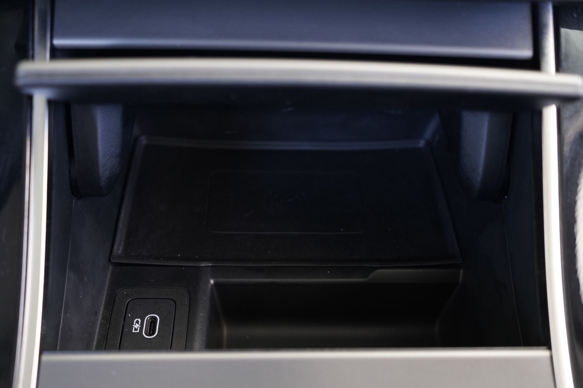 2025 Land Rover Range Rover Velar Dynamic SE