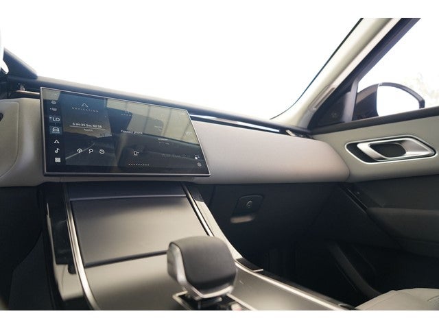 2025 Land Rover Range Rover Velar Dynamic SE
