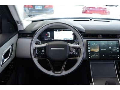 2025 Land Rover Range Rover Velar Dynamic SE