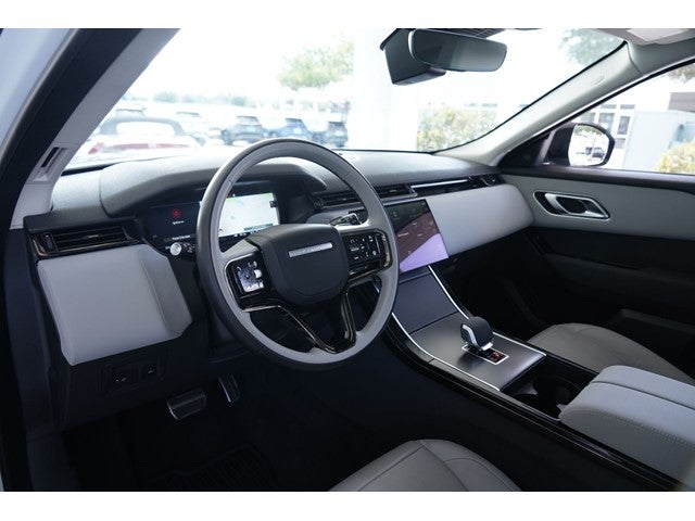 2025 Land Rover Range Rover Velar Dynamic SE