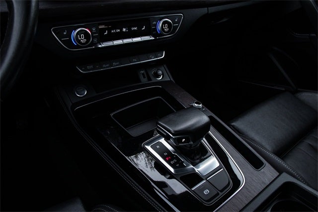 2023 Audi Q5 Sportback 45 S line Premium quattro