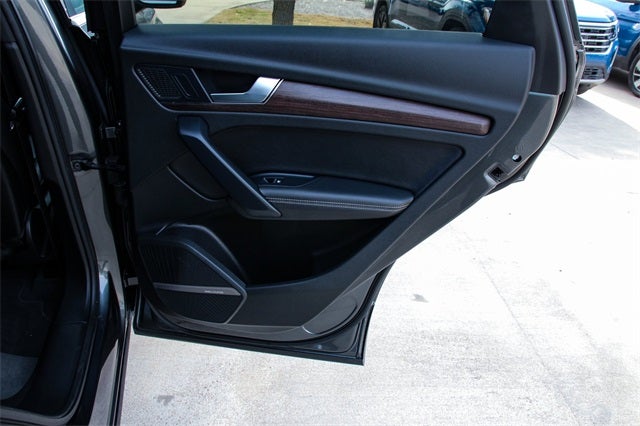 2023 Audi Q5 Sportback 45 S line Premium quattro