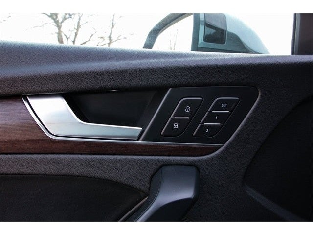 2023 Audi Q5 Sportback 45 S line Premium quattro