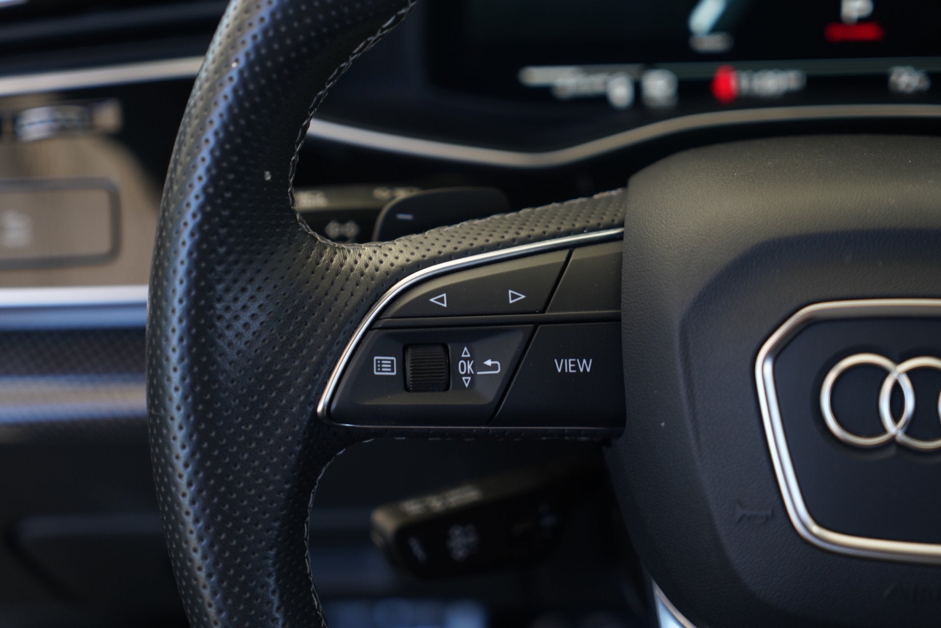 2023 Audi SQ8 4.0T Premium Plus quattro