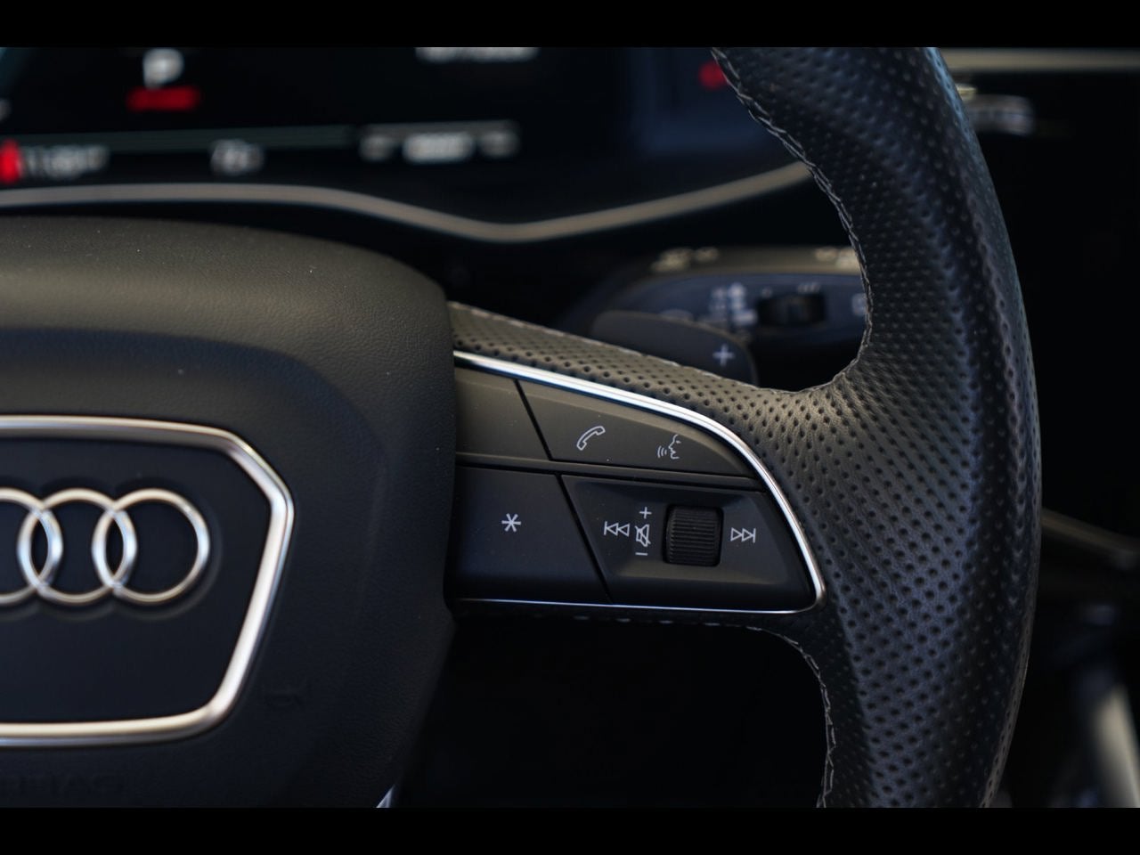 2023 Audi SQ8 4.0T Premium Plus quattro
