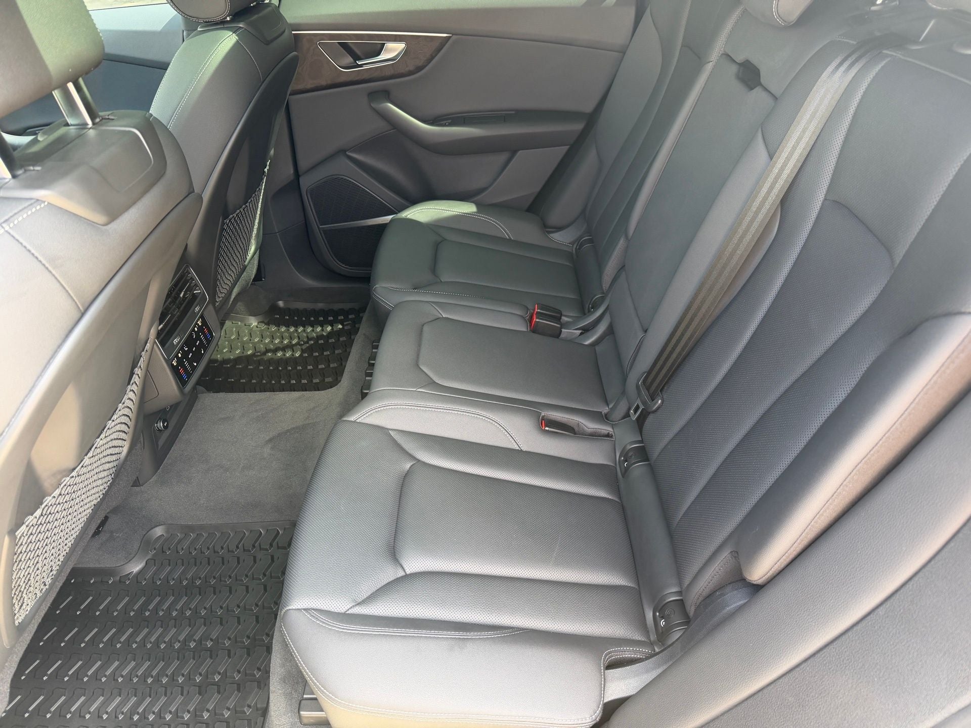2021 Audi Q8 55 Premium Plus quattro