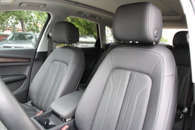 2023 Audi Q5 45 S line Premium quattro