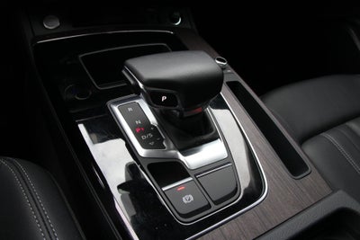 2023 Audi Q5 45 S line Premium quattro