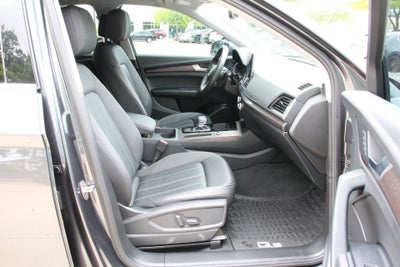 2023 Audi Q5 45 S line Premium quattro