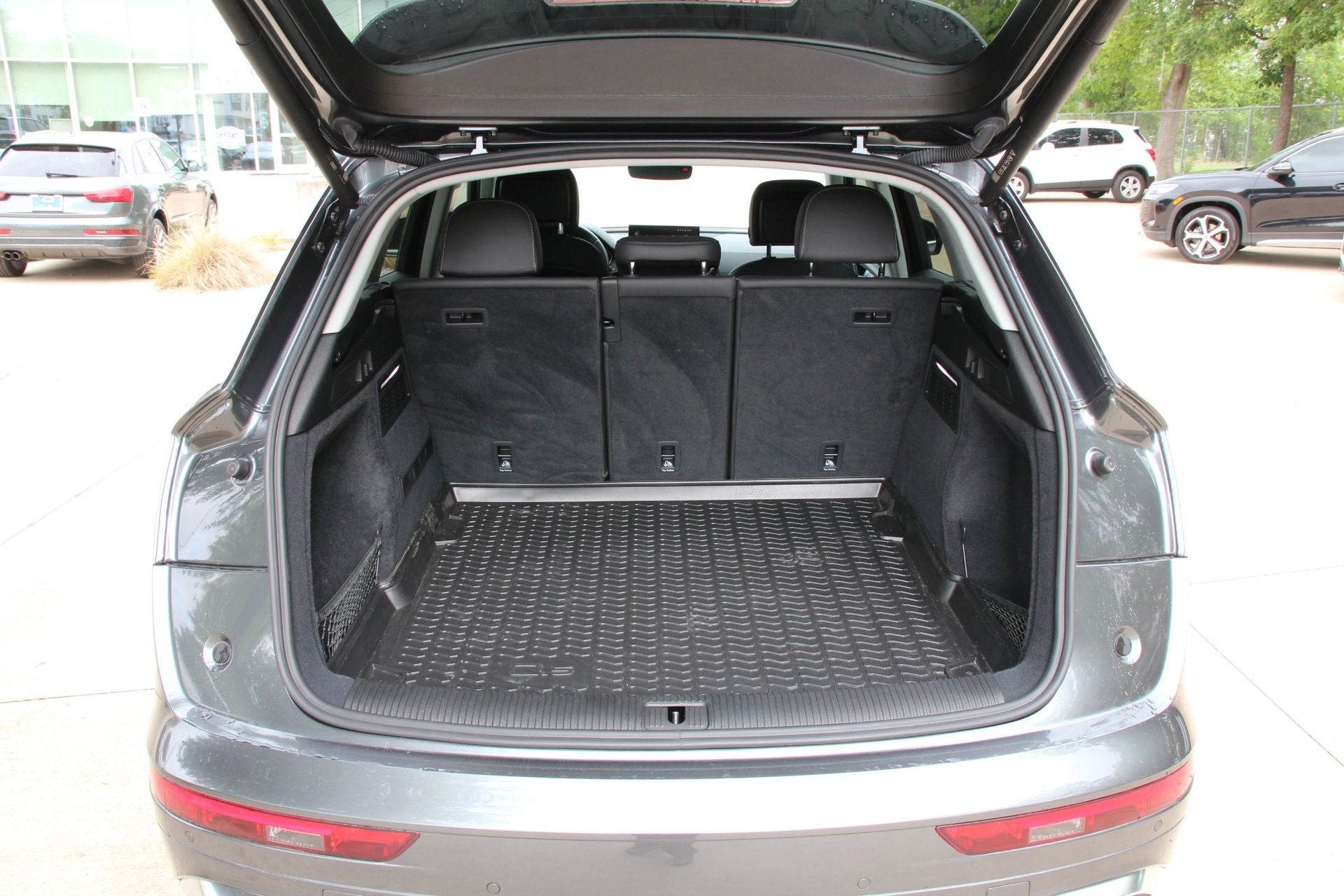 2023 Audi Q5 45 S line Premium quattro