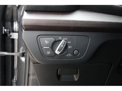 2023 Audi Q5 45 S line Premium quattro