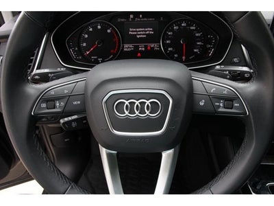 2023 Audi Q5 45 S line Premium quattro