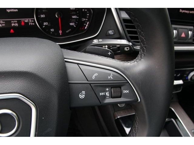 2023 Audi Q5 45 S line Premium quattro