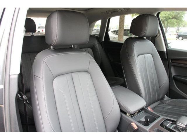 2023 Audi Q5 45 S line Premium quattro