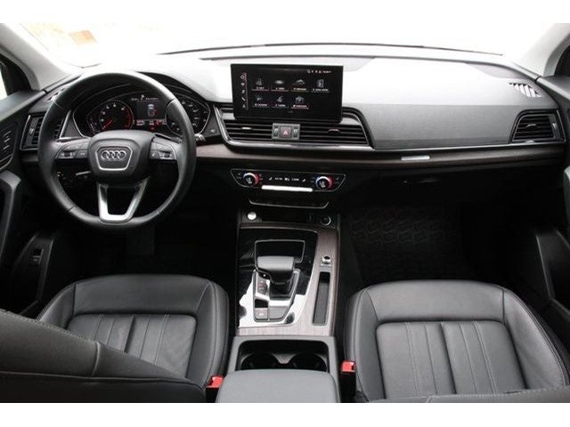 2023 Audi Q5 45 S line Premium quattro