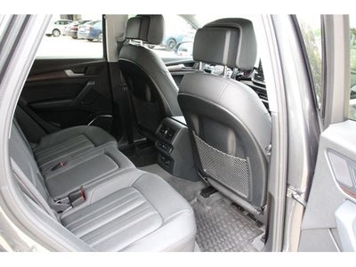 2023 Audi Q5 45 S line Premium quattro