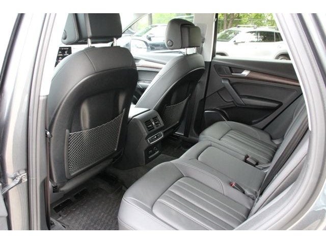 2023 Audi Q5 45 S line Premium quattro