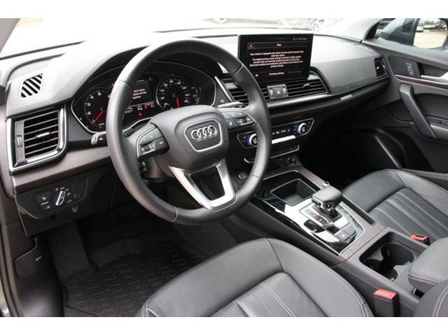 2023 Audi Q5 45 S line Premium quattro