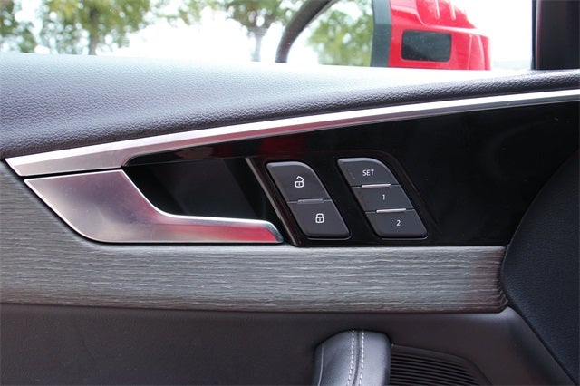 2023 Audi A4 45 S line Premium Plus quattro