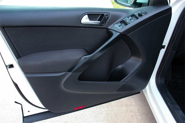 2018 Volkswagen Tiguan Limited 2.0T