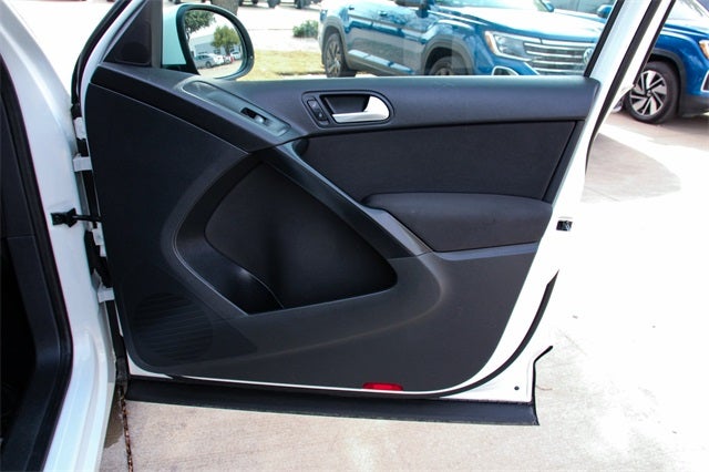 2018 Volkswagen Tiguan Limited 2.0T