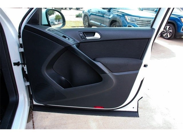 2018 Volkswagen Tiguan Limited 2.0T