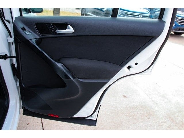 2018 Volkswagen Tiguan Limited 2.0T