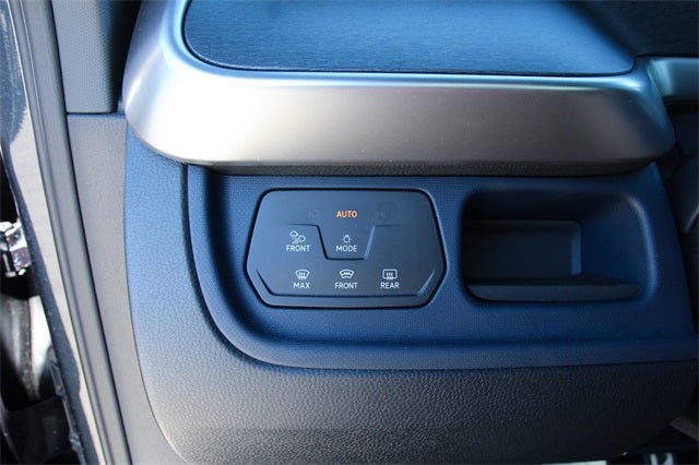 2025 Volkswagen ID. Buzz Pro S Plus