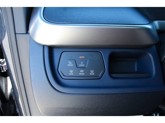 2025 Volkswagen ID. Buzz Pro S Plus