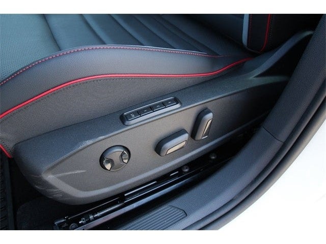 2026 Volkswagen Golf GTI 2.0T SE