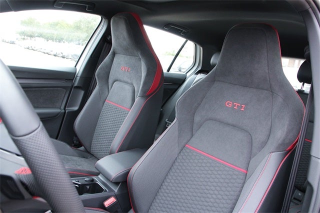 2026 Volkswagen Golf GTI 2.0T SE
