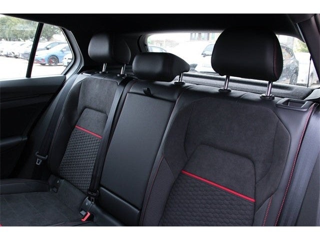 2026 Volkswagen Golf GTI 2.0T SE