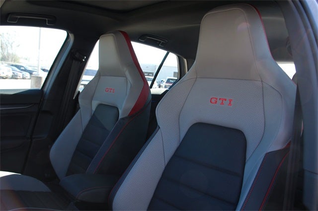 2026 Volkswagen Golf GTI AUTOBAHN