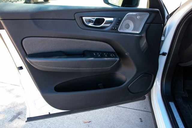 2022 Volvo XC60 Recharge Plug-In Hybrid T8 Polestar