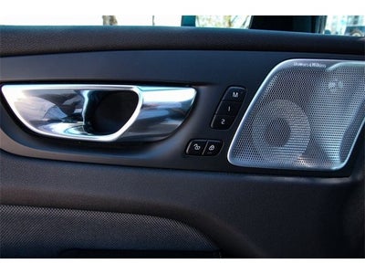 2022 Volvo XC60 Recharge Plug-In Hybrid T8 Polestar