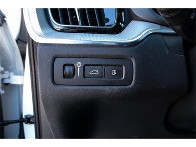 2022 Volvo XC60 Recharge Plug-In Hybrid T8 Polestar