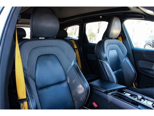 2022 Volvo XC60 Recharge Plug-In Hybrid T8 Polestar