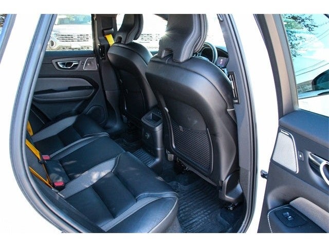 2022 Volvo XC60 Recharge Plug-In Hybrid T8 Polestar