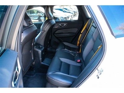 2022 Volvo XC60 Recharge Plug-In Hybrid T8 Polestar