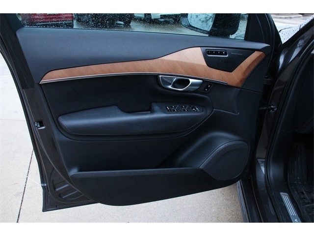 2023 Volvo XC90 B6 Plus 7-Seater